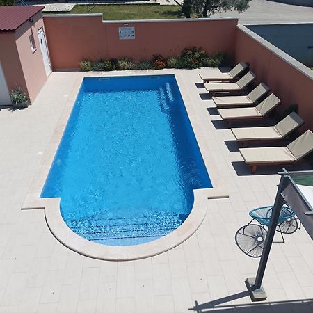 House Monte Cherpo بولا المظهر الخارجي الصورة